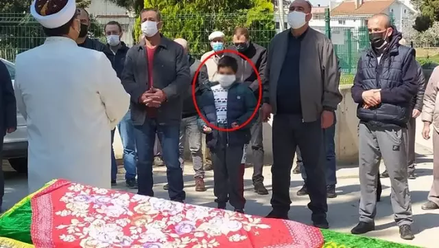 Omuzlarındaki yük, boyundan büyük! 8 yaşındaki Halim'den anneye son veda Omuzlarındaki yük, boyundan büyük! 8 yaşındaki Halim'den anneye son veda