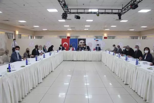 Meyer-Landrut, PIKTES ekibiyle toplantı yaptı Meyer-Landrut, PIKTES ekibiyle toplantı yaptı