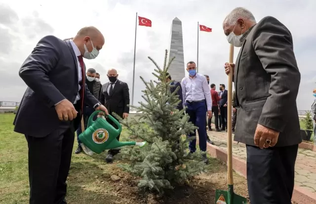 Ağrı'da 138 şehidin anısına fidan dikildi Ağrı'da 138 şehidin anısına fidan dikildi