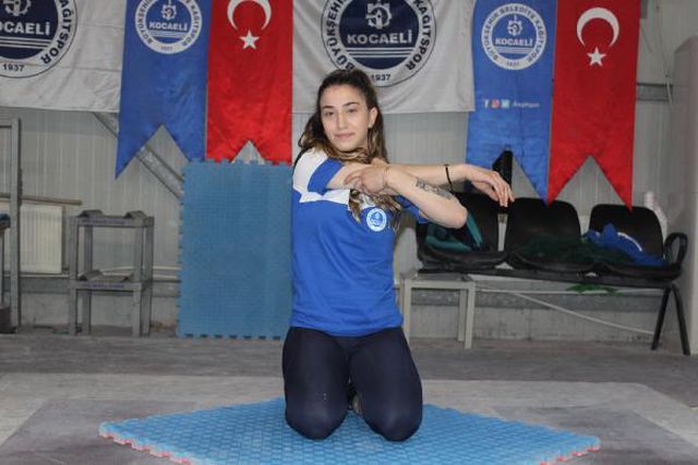 annesi bu sporu yapma bir yerin agrir diyordu 10 14079967 o