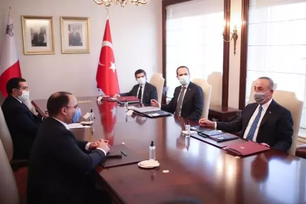 Dışişleri Bakanı Çavuşoğlu, Malta Maliye ve İstihdam Bakanı Clyde ??Caruana ile bir araya geldi Dışişleri Bakanı Çavuşoğlu, Malta Maliye ve İstihdam Bakanı Clyde ??Caruana ile bir araya geldi
