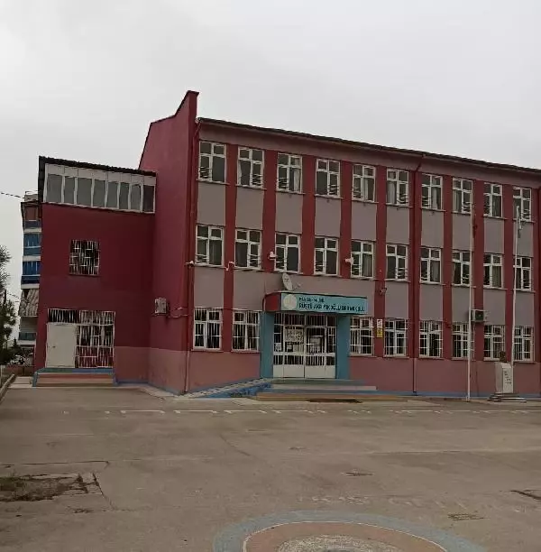 Çaldıkları muslukları satmaya götürürken yakalandılar Çaldıkları muslukları satmaya götürürken yakalandılar