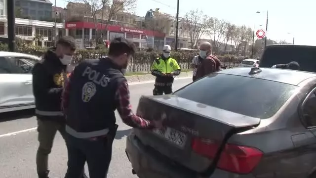 Fatih'te geniş katılımlı asayiş uygulaması Fatih'te geniş katılımlı asayiş uygulaması
