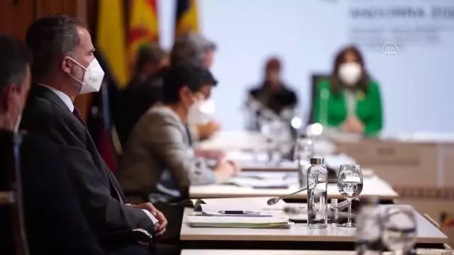 İberya-Latin Amerika Zirvesi Venezuela polemiği, liderlerin eksik katılımı ve kısır gündemle geçti İberya-Latin Amerika Zirvesi Venezuela polemiği, liderlerin eksik katılımı ve kısır gündemle geçti