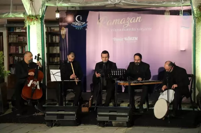 İsmail Kılıçarslan'ın konuk olduğu 'Eyüpsultan'da Ramazan Sohbetleri'nde 'İnfak' konuşuldu İsmail Kılıçarslan'ın konuk olduğu 'Eyüpsultan'da Ramazan Sohbetleri'nde 'İnfak' konuşuldu