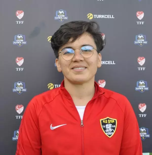 Kadın 1'inci Futbol Ligi C Grubu'nda ikinci maçlar tamamlandı Kadın 1'inci Futbol Ligi C Grubu'nda ikinci maçlar tamamlandı