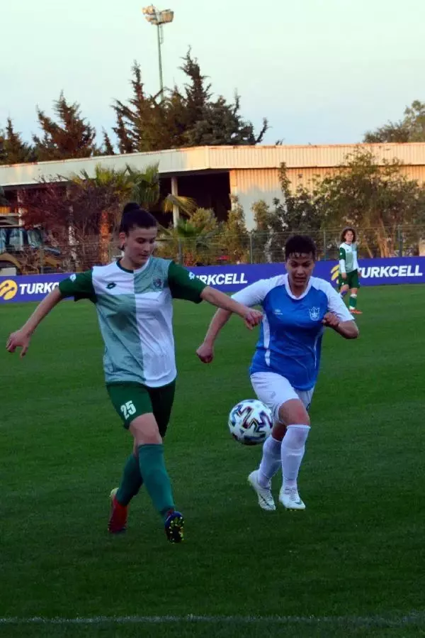 SPOR Kadın Futbol Ligi'nde D Grubu'nda ikinci maçlar tamamlandı SPOR Kadın Futbol Ligi'nde D Grubu'nda ikinci maçlar tamamlandı