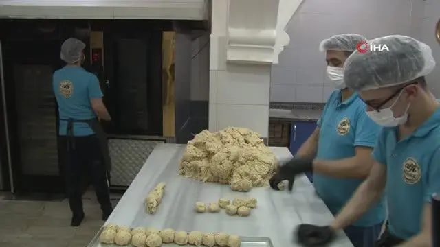 Kahramanmaraş'ta günde 10 ton çörek üretiliyor Kahramanmaraş'ta günde 10 ton çörek üretiliyor