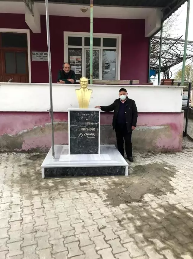 Kayaca mahallesi Atatürk büstüne kavuştu Kayaca mahallesi Atatürk büstüne kavuştu