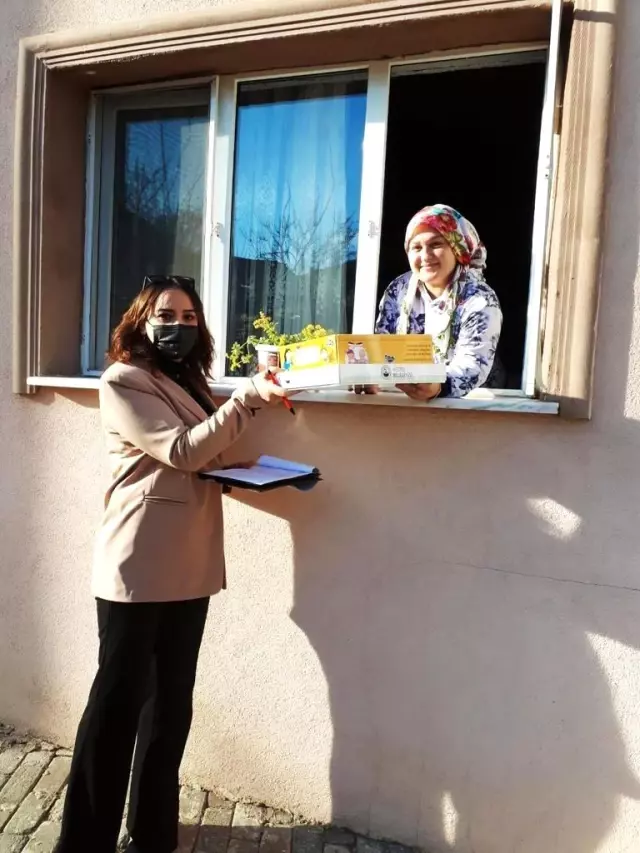 Kestel Belediyesi'nden bin 226 anneye 'Bebek Gelişim' seti