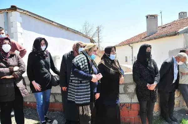 Son dakika haberi... NEVŞEHİR KORONAVİRÜSTEN HAYATINI KAYBEDEN POLİS MEMURU TOPRAĞA VERİLDİ Son dakika haberi... NEVŞEHİR KORONAVİRÜSTEN HAYATINI KAYBEDEN POLİS MEMURU TOPRAĞA VERİLDİ