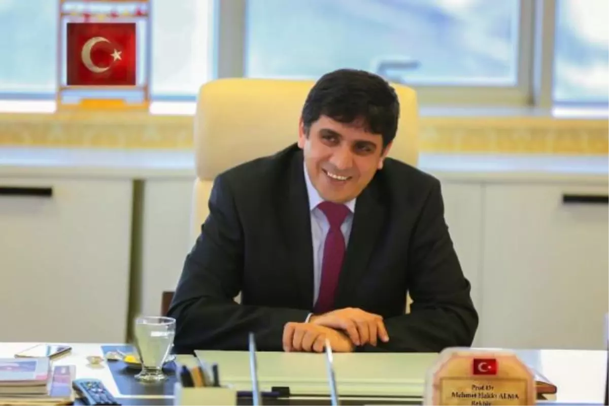 Mehmet Hakkı Alma kimdir? Iğdır Üniversitesi Rektörü Mehmet Hakkı Alma'nın hayatı ve biyografisi!