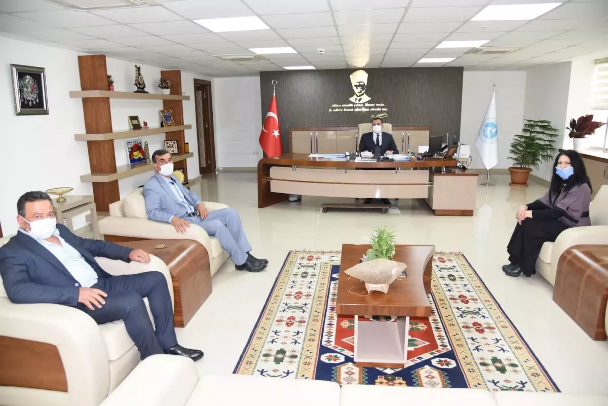 Muhtarlardan Başkan Ergün'e Hizmet Teşekkürü