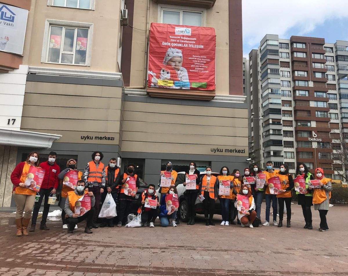 Onlar çocukluklarından itibaren lösemiyle mücadele ettiler.