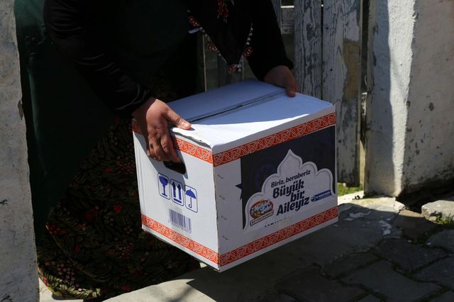 Ramazan'ın ruhunu yansıtan paylaşma duygusu Büyükçekmece'de yaşatılıyor Ramazan'ın ruhunu yansıtan paylaşma duygusu Büyükçekmece'de yaşatılıyor