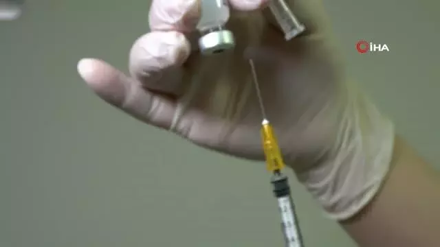 Sağlık çalışanlarına ettiği dua sonunda gözyaşlarını tutamadı Sağlık çalışanlarına ettiği dua sonunda gözyaşlarını tutamadı
