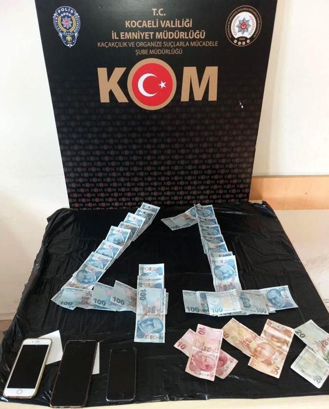 sahte 100 tl leri piyasaya suren 3 kisi tutuk 3 14081440 o