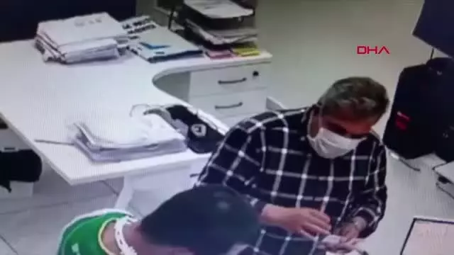 SAHTE PARA İLE ALIŞVERİŞ YAPAN KALPAZAN YAKALANDI; 'İSTİYORSANIZ SİZE DE GETİREYİM' DEDİ SAHTE PARA İLE ALIŞVERİŞ YAPAN KALPAZAN YAKALANDI; 'İSTİYORSANIZ SİZE DE GETİREYİM' DEDİ