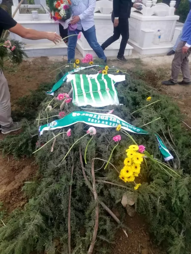 Serik Belediyespor Kulübü Başkanı Ali Aksu vefat etti Serik Belediyespor Kulübü Başkanı Ali Aksu vefat etti