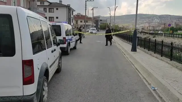 Son dakika haberi... Silahlı kavgada bir kişi yaralandı Son dakika haberi... Silahlı kavgada bir kişi yaralandı