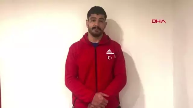 SPOR Taha Akgül: 8'inci kez Avrupa şampiyonu oldum, bu serbest güreşte bir rekor SPOR Taha Akgül: 8'inci kez Avrupa şampiyonu oldum, bu serbest güreşte bir rekor