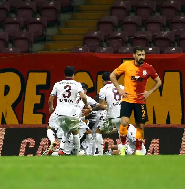 Süper Lig: Galatasaray: 1 - Trabzonspor: 1 (Maç sonucu) Süper Lig: Galatasaray: 1 - Trabzonspor: 1 (Maç sonucu)