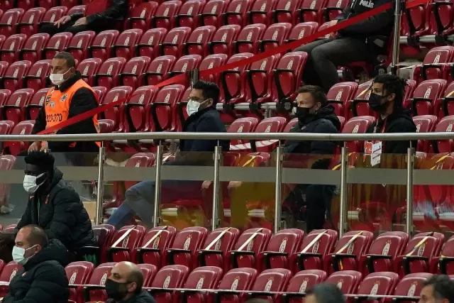 Süper Lig: Galatasaray: 1 - Trabzonspor: 1 (Maç sonucu) Süper Lig: Galatasaray: 1 - Trabzonspor: 1 (Maç sonucu)