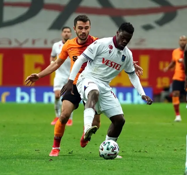Süper Lig: Galatasaray: 1 - Trabzonspor: 1 (Maç sonucu) Süper Lig: Galatasaray: 1 - Trabzonspor: 1 (Maç sonucu)