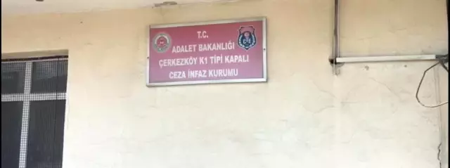 Tekirdağ'da 3 cezaevinin kapısına kilit vuruldu Tekirdağ'da 3 cezaevinin kapısına kilit vuruldu