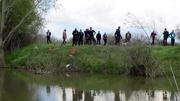 TUNCA NEHRİ'NDE, KAYIP KİŞİ İÇİN 'KURBAĞA ADAMLAR' İLE ARAMA TUNCA NEHRİ'NDE, KAYIP KİŞİ İÇİN 'KURBAĞA ADAMLAR' İLE ARAMA