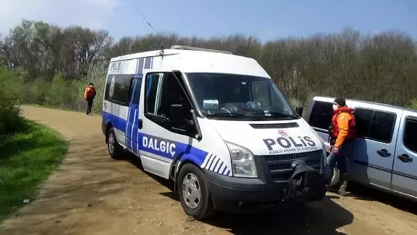 TUNCA NEHRİ'NDE, KAYIP KİŞİ İÇİN 'KURBAĞA ADAMLAR' İLE ARAMA TUNCA NEHRİ'NDE, KAYIP KİŞİ İÇİN 'KURBAĞA ADAMLAR' İLE ARAMA