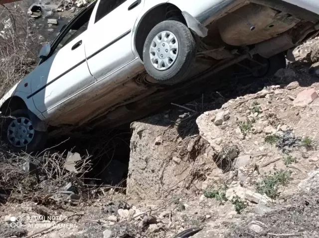 Tüp tankı patlayan araçtan atladılar, o anlar kameraya böyle yansıdı Tüp tankı patlayan araçtan atladılar, o anlar kameraya böyle yansıdı