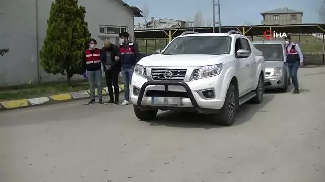 Son dakika haberleri! Van'da torbacı operasyonu: 2 gözaltı Son dakika haberleri! Van'da torbacı operasyonu: 2 gözaltı