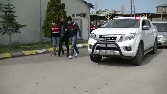 Son dakika haberleri! Van'da torbacı operasyonu: 2 gözaltı Son dakika haberleri! Van'da torbacı operasyonu: 2 gözaltı