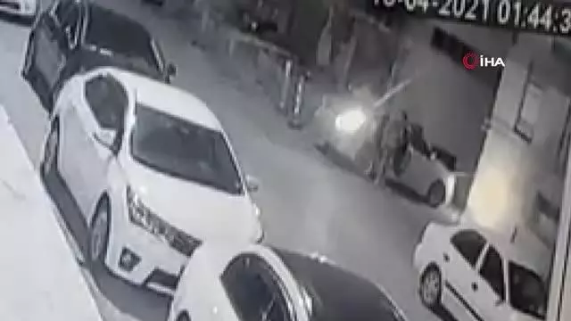 Zengin erkekleri kadınlarla tuzağa düşüren çete çökertildi Zengin erkekleri kadınlarla tuzağa düşüren çete çökertildi
