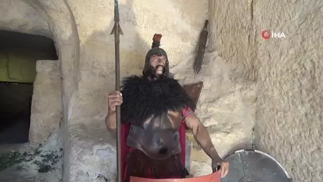 2 bin yıllık tarihi kaya mezarları ziyarete açıldı