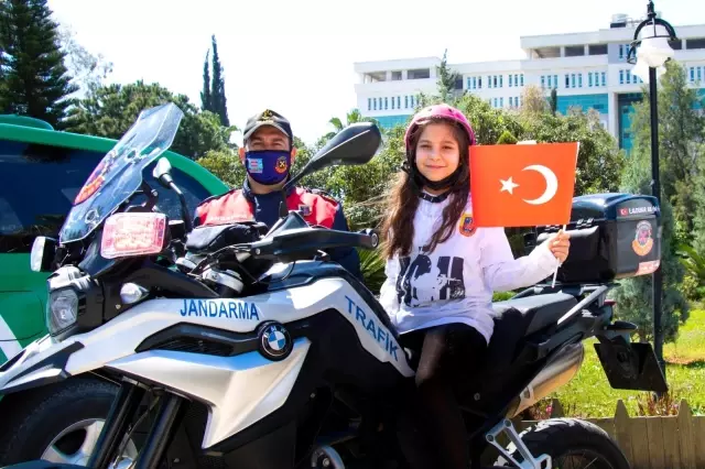 Son dakika haberleri... '23 Nisan'da Çocuk Gözüyle Jandarma' resim yarışması Son dakika haberleri... '23 Nisan'da Çocuk Gözüyle Jandarma' resim yarışması