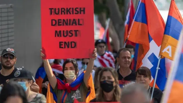 ABD'li gazeteden olay yaratacak iddia: Biden 1915 olaylarını 'soykırım' olarak tanımaya hazırlanıyor ABD'li gazeteden olay yaratacak iddia: Biden 1915 olaylarını 'soykırım' olarak tanımaya hazırlanıyor