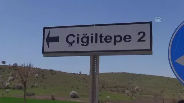 Son dakika gündem: AFYONKARAHİSAR - Bir kişi, gelini ve birlikte yakaladığı kişiyi öldürdü Son dakika gündem: AFYONKARAHİSAR - Bir kişi, gelini ve birlikte yakaladığı kişiyi öldürdü