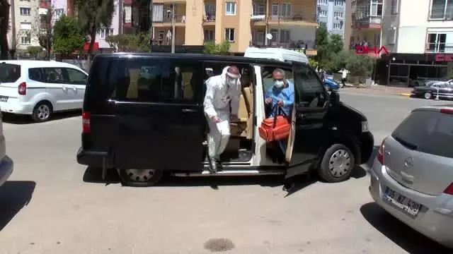 AŞIYA GÜVENMEYEN VATANDAŞI KISA SÜREDE İKNA ETTİLER AŞIYA GÜVENMEYEN VATANDAŞI KISA SÜREDE İKNA ETTİLER