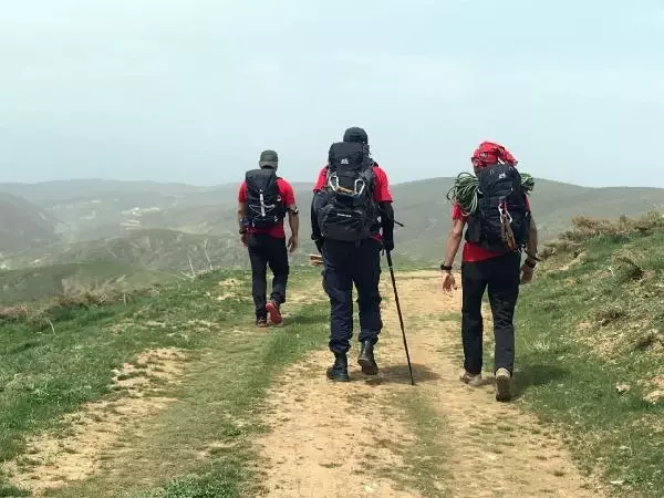 BİNGÖL'DE KAYIP ALZHEİMER HASTASI, 300 KİŞİLİK EKİPLE ARANIYOR - YENİDEN BİNGÖL'DE KAYIP ALZHEİMER HASTASI, 300 KİŞİLİK EKİPLE ARANIYOR - YENİDEN