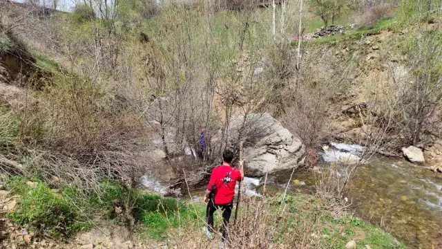 Bingöl'de kayıp yaşlı adam 6 gündür aranıyor Bingöl'de kayıp yaşlı adam 6 gündür aranıyor