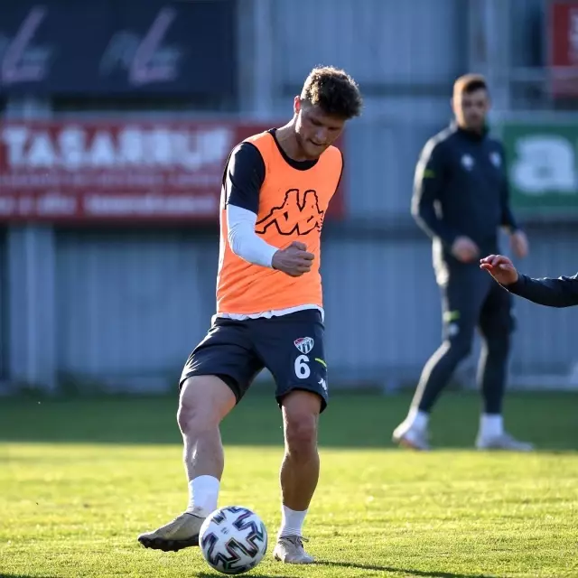 Bursaspor'da İstanbulspor maçı hazırlıkları devam ediyor