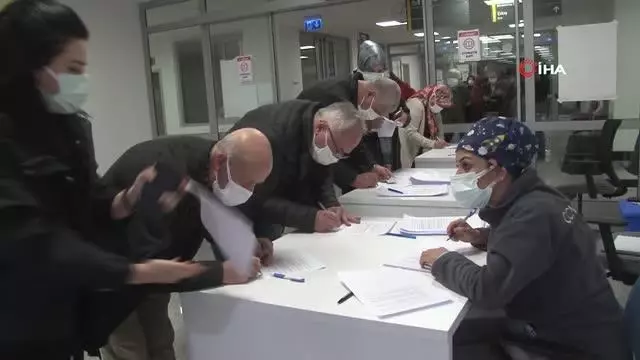 Covid-19 aşılaması iftardan sonra da devam ediyor Covid-19 aşılaması iftardan sonra da devam ediyor