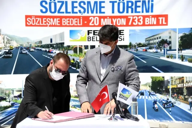 Fethiye'de sıcak asfalt çalışmaları için imzalar atıldı Fethiye'de sıcak asfalt çalışmaları için imzalar atıldı