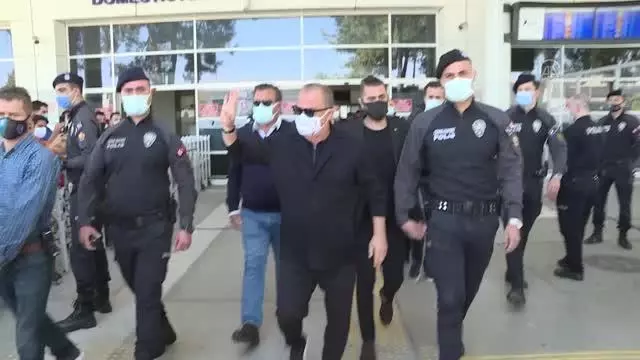 Galatasaray kafilesi Antalya'ya geldi Galatasaray kafilesi Antalya'ya geldi