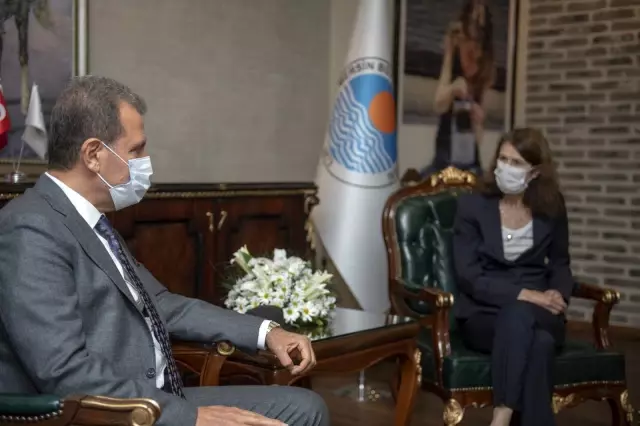 Hollanda Büyükelçisi Kwaasteniet'ten Seçer'e ziyaret Hollanda Büyükelçisi Kwaasteniet'ten Seçer'e ziyaret