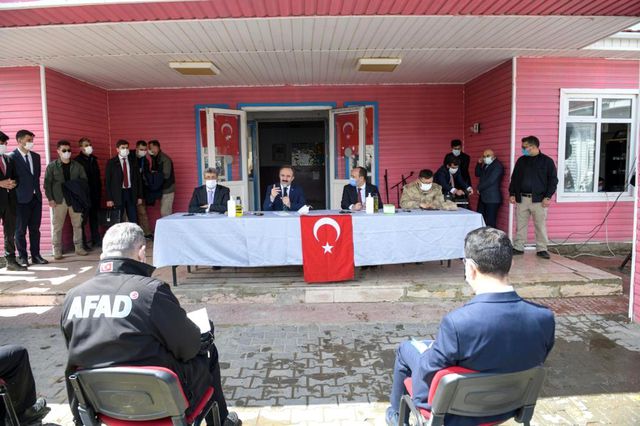 kis gelmeden depremzedelere konutlar teslim 2 14084382 o