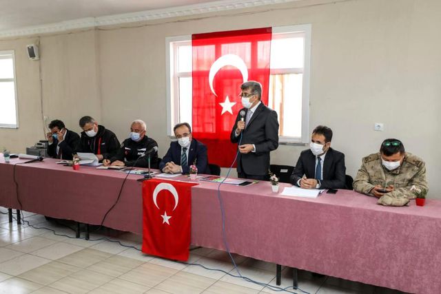 kis gelmeden depremzedelere konutlar teslim 4 14084382 o
