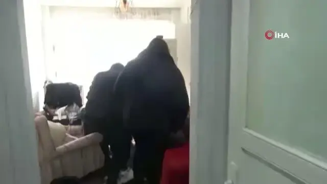 Kolombiyalı hırsızlık çetesinden, mağdurların çetelesini tuttukları 25 milyon liralık vurgun Kolombiyalı hırsızlık çetesinden, mağdurların çetelesini tuttukları 25 milyon liralık vurgun